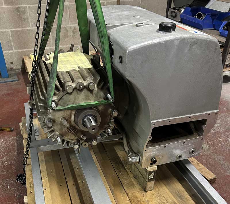 Busch R5 RA 0630 B vacuum pump during strip-down