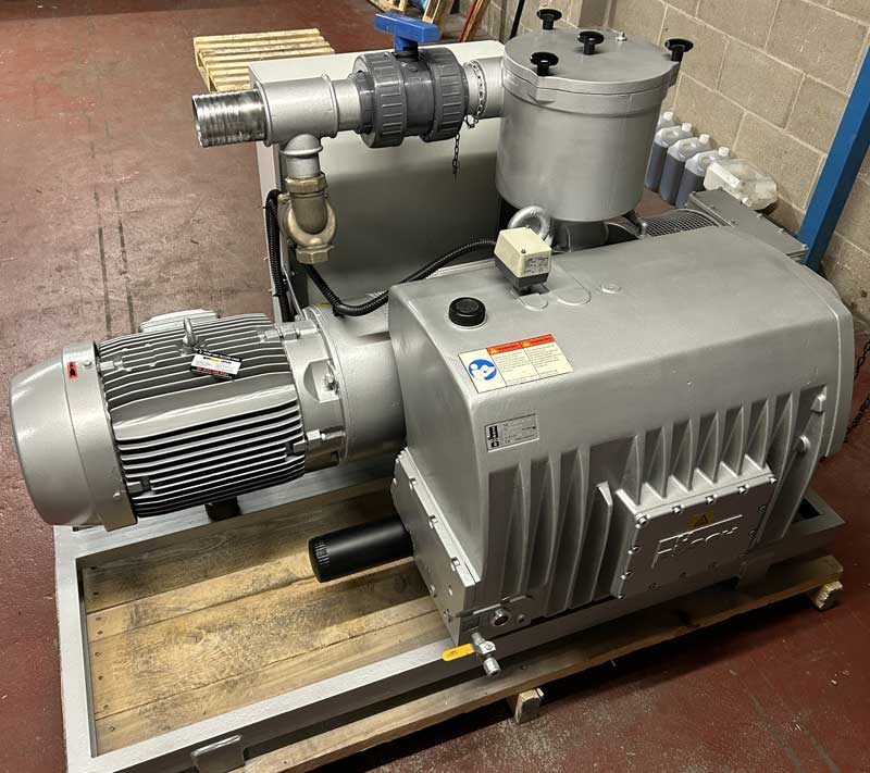 Busch R5 RA 0630 B vacuum pump during reassembly