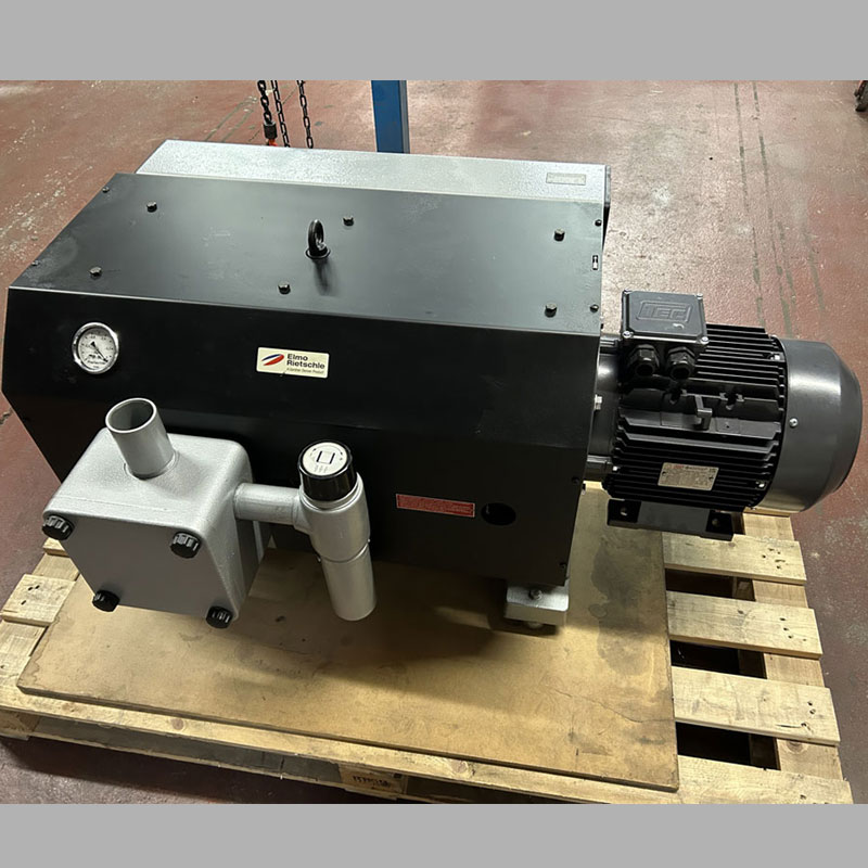 Rietschle SMH38238-2H during workshop rebuild