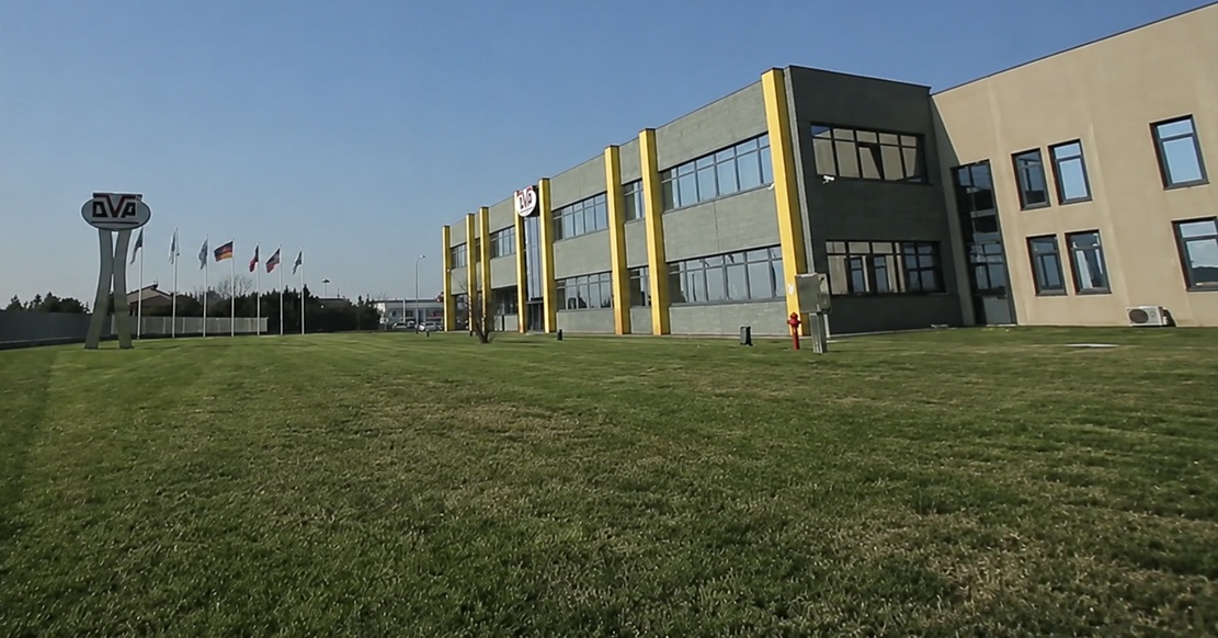 DVP vacuum pump manufacturing facility in Italy