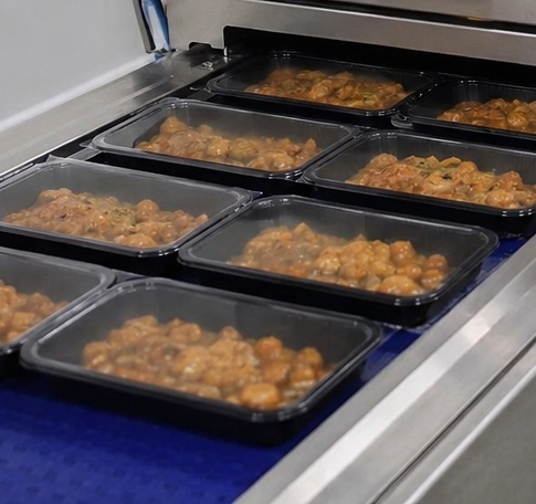 Vacuum sealed food trays